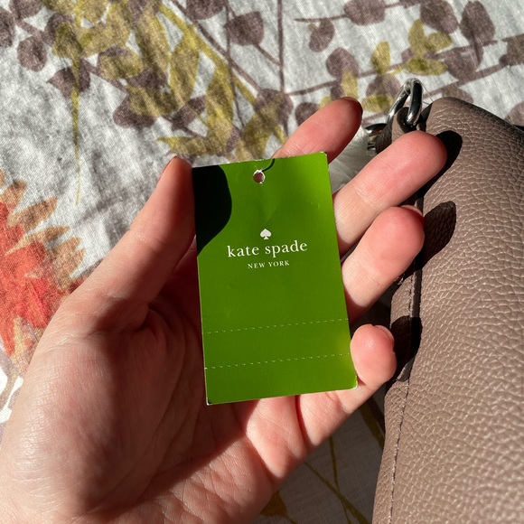 NWT Kate Spade Alena Shoulder Bag in Light Walnut - Picture 13 of 14